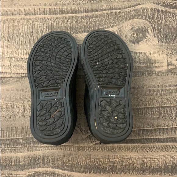 Black Levi’s Toddler Sneakers size 7 - Picture 3 of 5